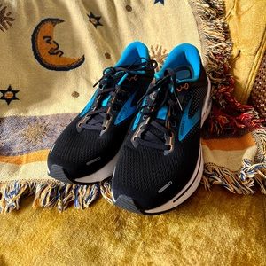 Brooks Mens Adrenaline Gts 22 Running Shoes | Size 9.5 | LIKE NEW